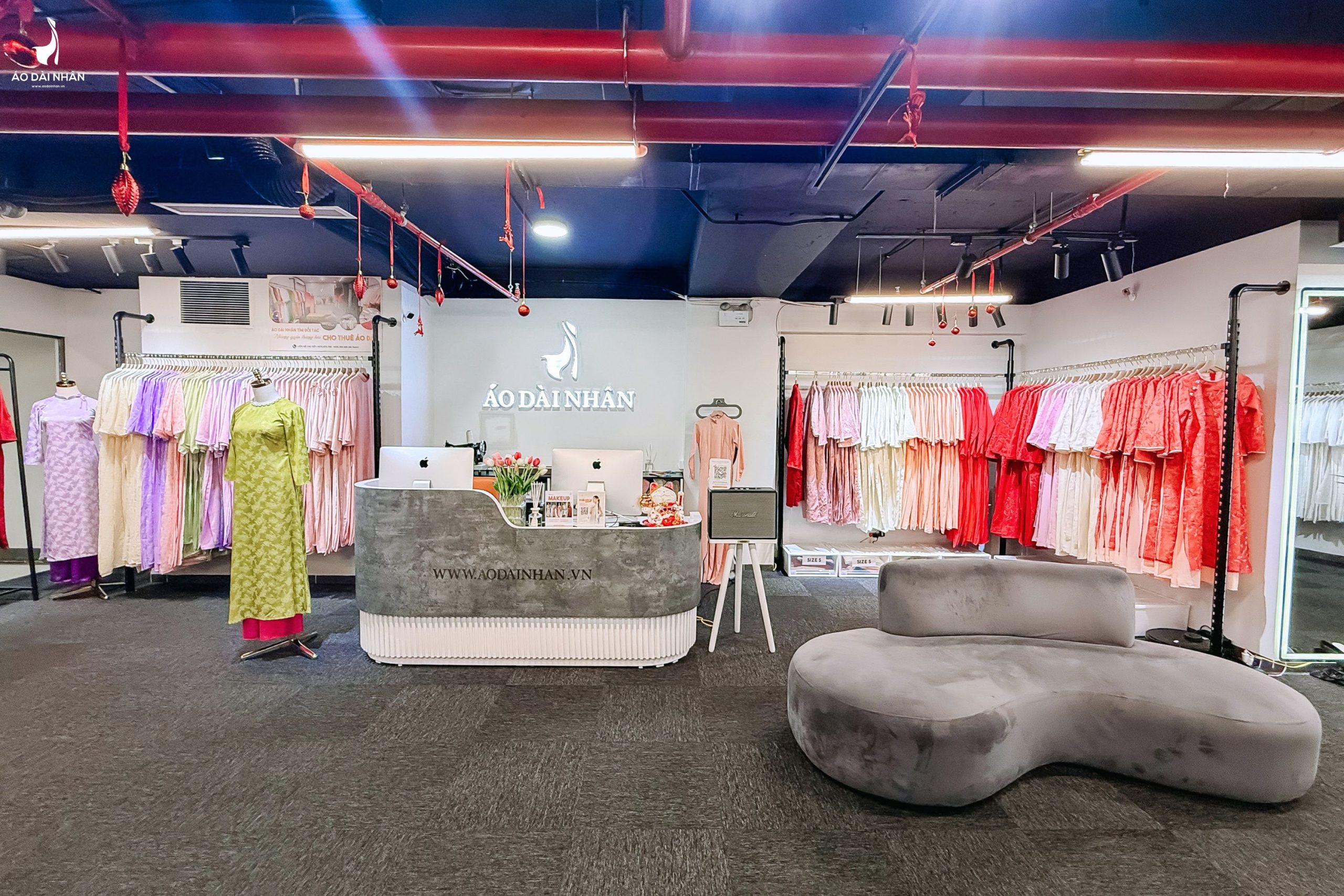 Địa chỉ showroom cho thuê trang phục áo dài nhân ở đâu