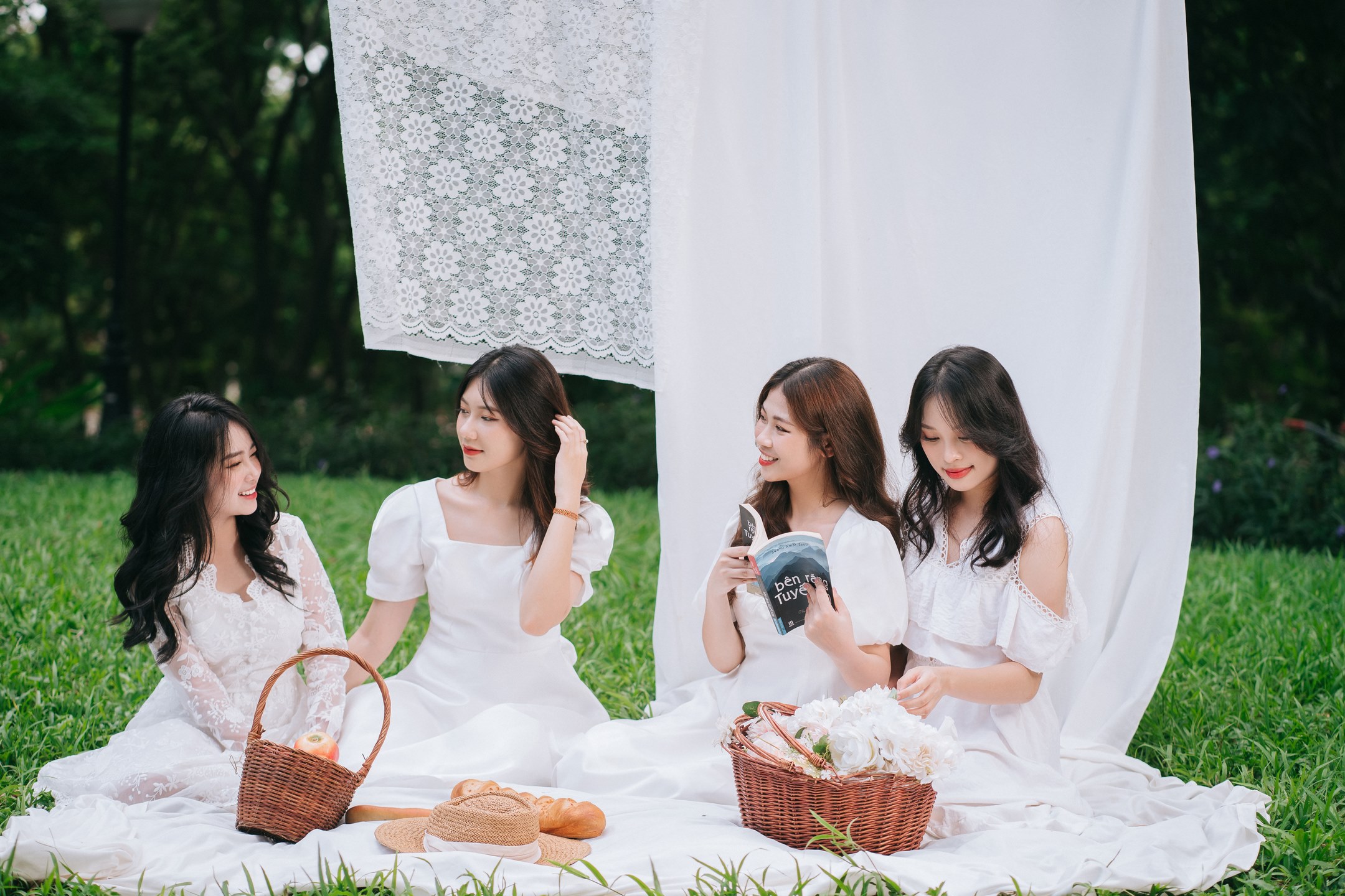 chụp ảnh kỷ yếu cấp 2 concept enchante đẹp, uy tín, chất lượng nhất (3)