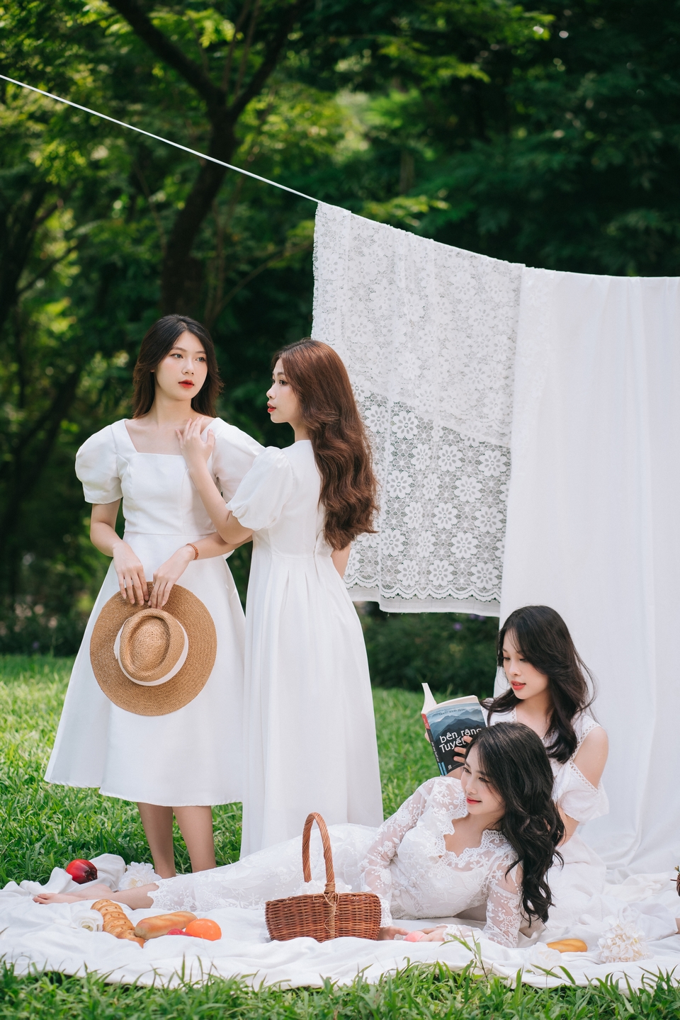 chụp ảnh kỷ yếu cấp 2 concept enchante đẹp, uy tín, chất lượng nhất (8)
