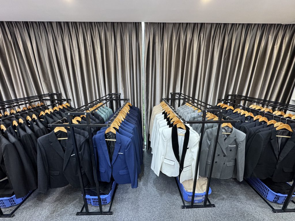 Khám Phá Showroom Cho Thuê Vest Nam Chất Lượng Tại Thanh Xuân